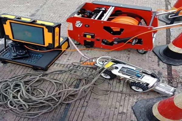 船山CCTV管道检测机器人